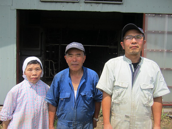 芳沢牧場ご家族